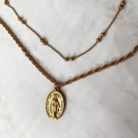 Set of Two Layered Necklace Gold - Picture 6 of 8